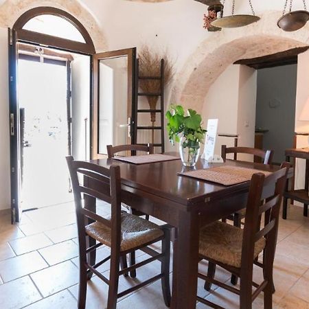 Trulli Domus Petra Villa อัลเบโรเบลโล ภายนอก รูปภาพ